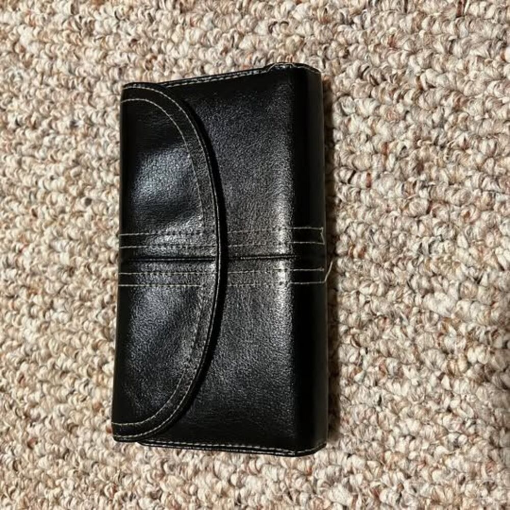 Vintage Buxton Black Leather Wallet
